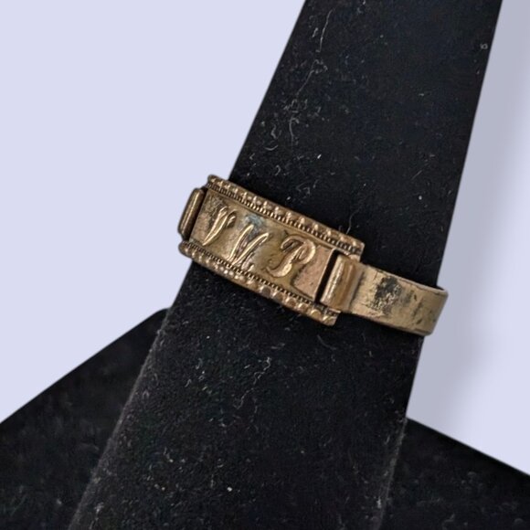 Antique Etched Plate Ring - Picture 3 of 8